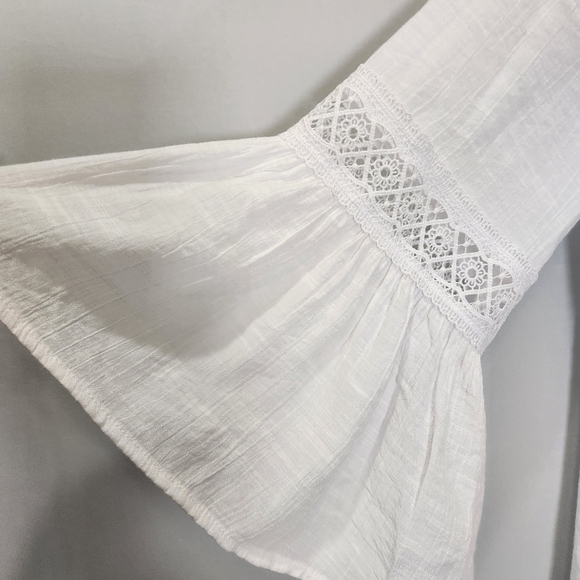 Counterparts White Lace Accent Blouse - Picture 3 of 10